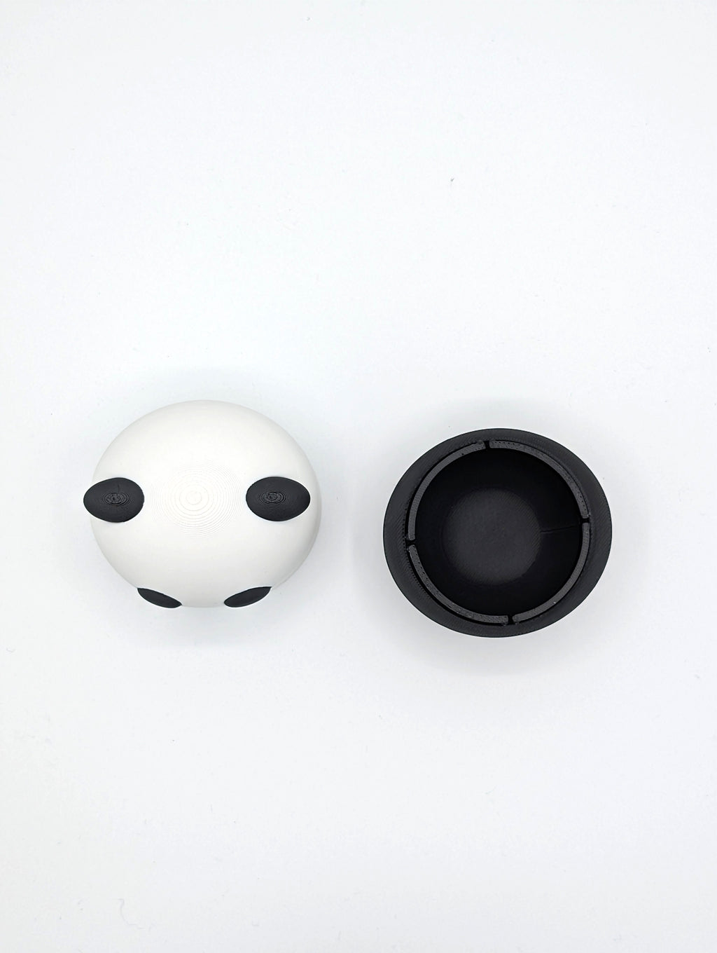 Panda container
