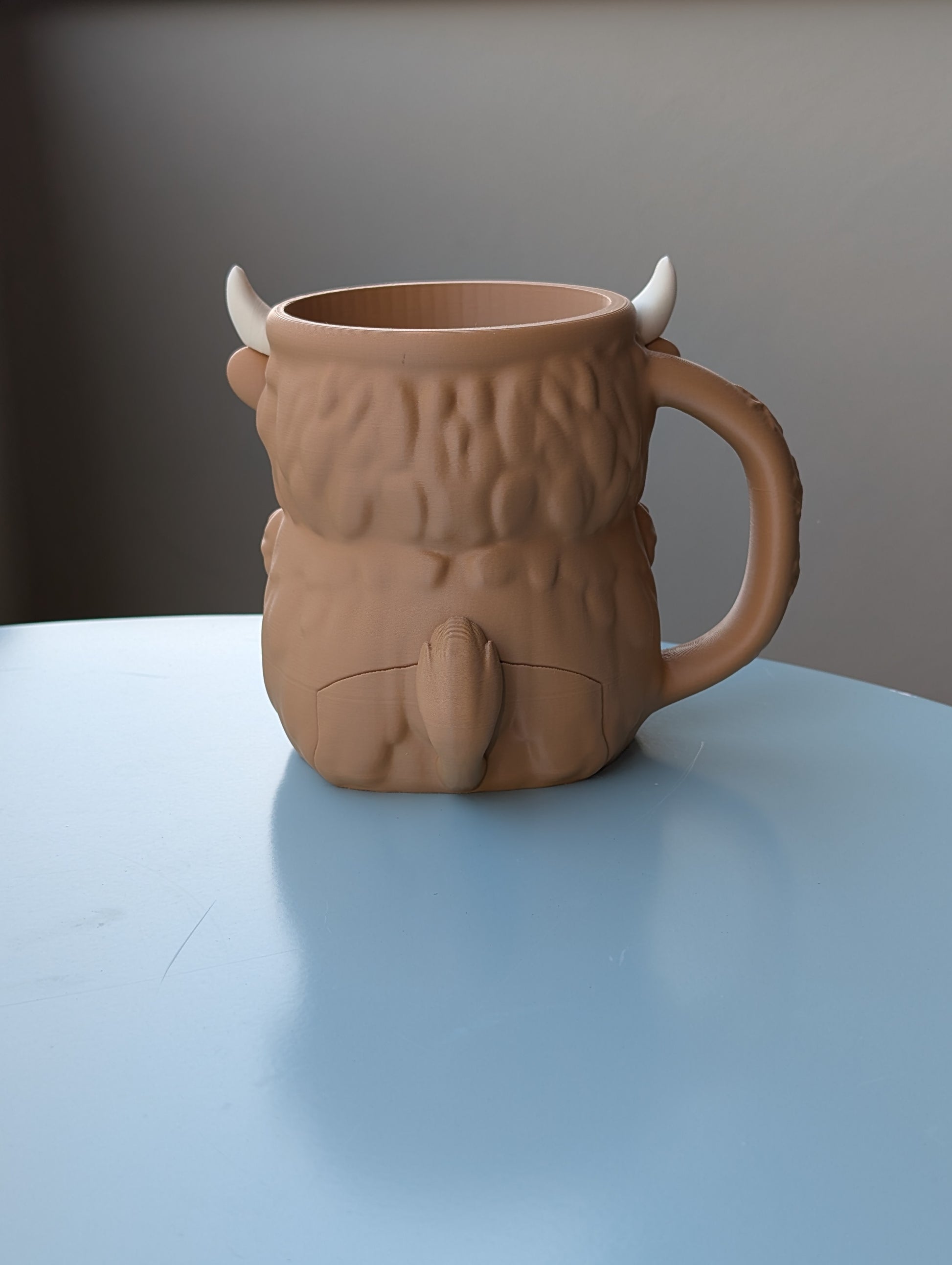 Highli, la mucca Highlander portagelato