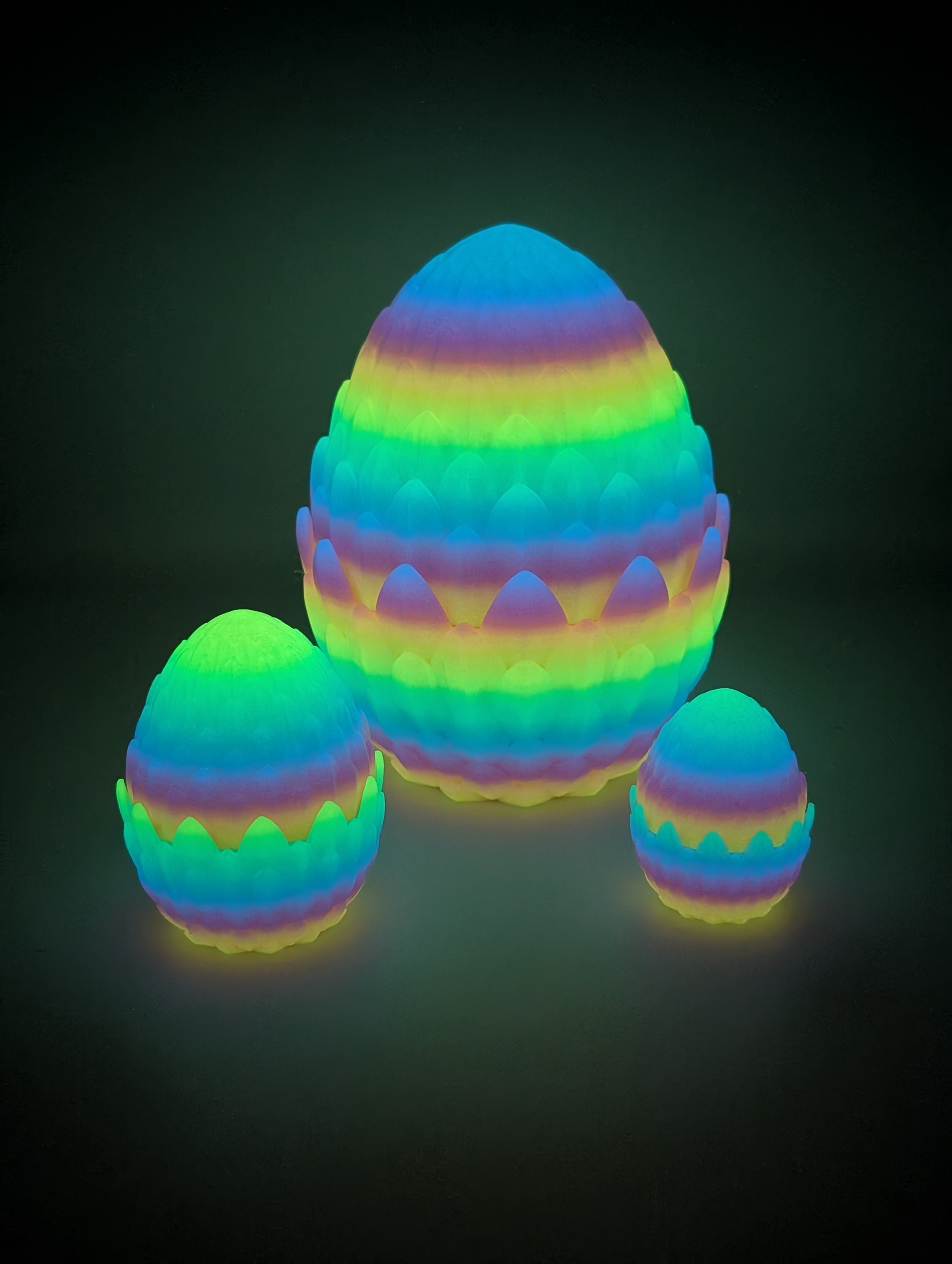 Uovo di drago luminescente